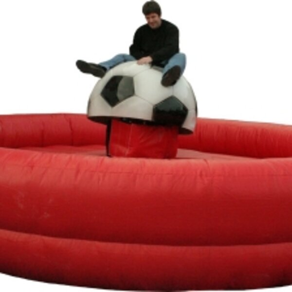 Bull Riding Fußball (511)